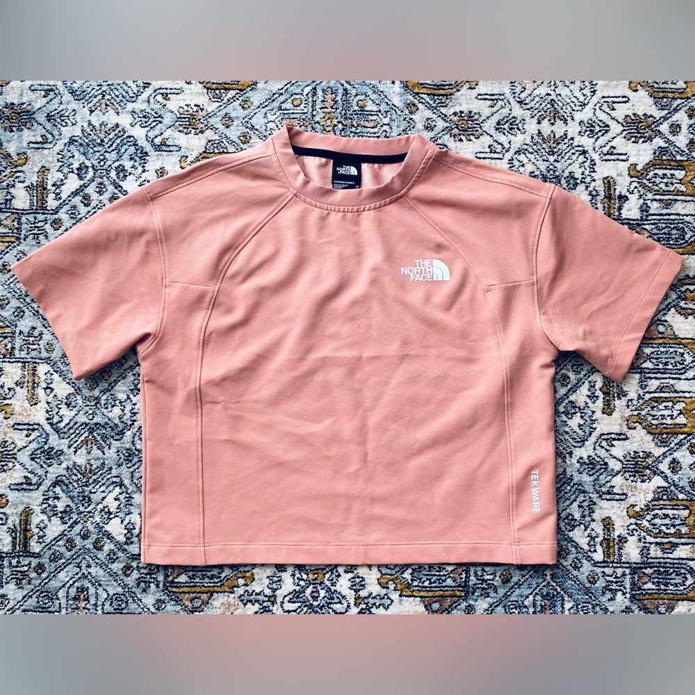The North Face Tekware Flashdry Rose Dawn top